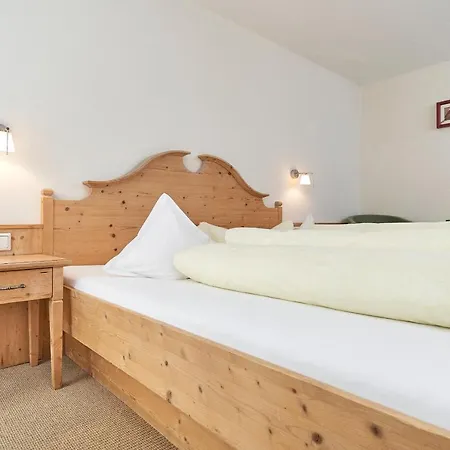 Gruenerhof 3*
