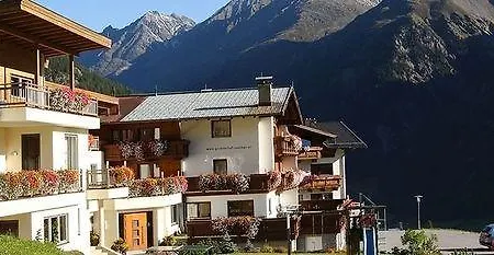 Gruenerhof 3*
