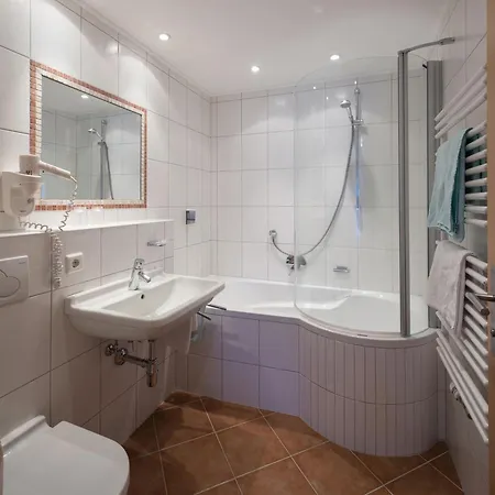 Pensión Grünerhof 3*